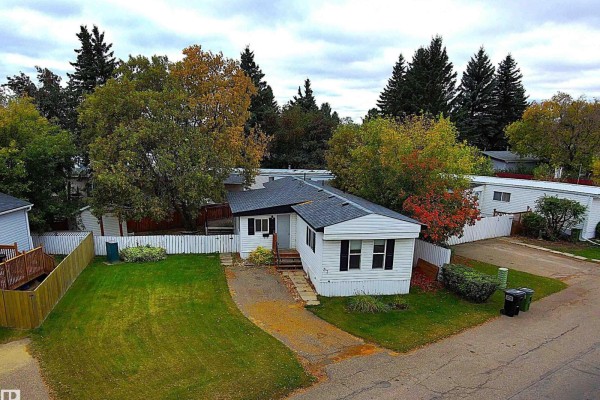 37 West View Bv Nw, Edmonton
