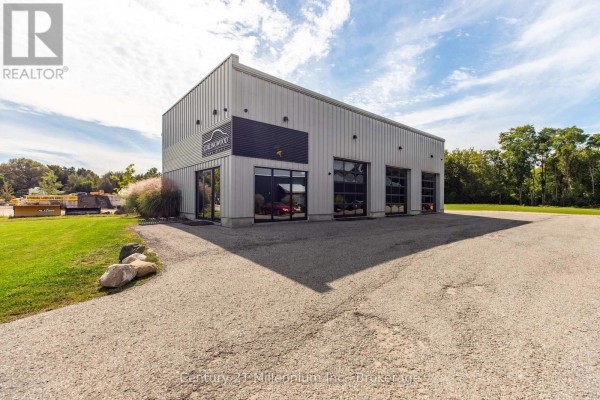 370 Raglan Street, Collingwood