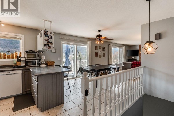 Bedroom - 3701 9th Avenue, Castlegar, BC V1N3T3 Photo 4
