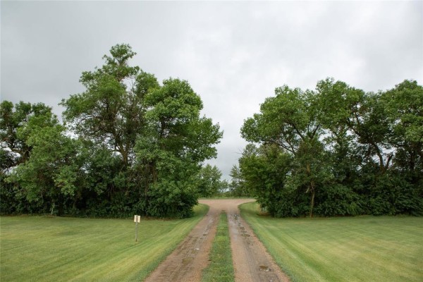 37021 114w Road, Carroll, MB, photo 2
