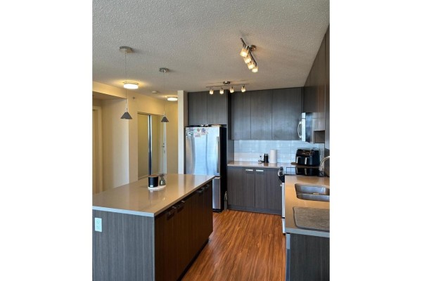 3703 13325 102a Avenue, Surrey, BC V3T0J5 Photo 5