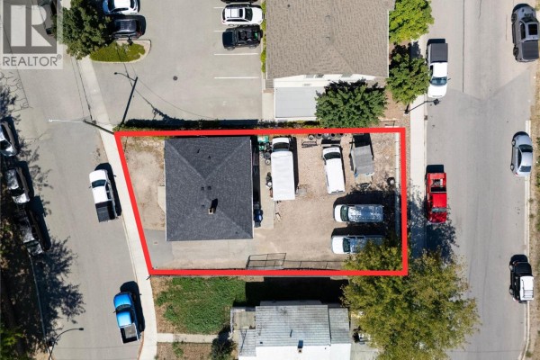 3703 28a Street, Vernon, BC V1T5A2 Photo 4