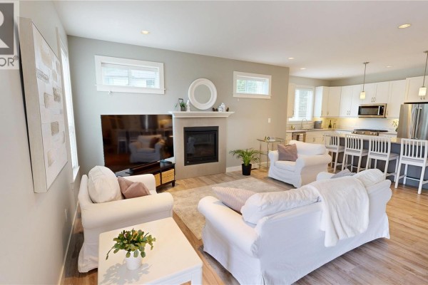Ensuite - 3703 Delia Terr, Nanaimo, BC V9T0L1 Photo 5