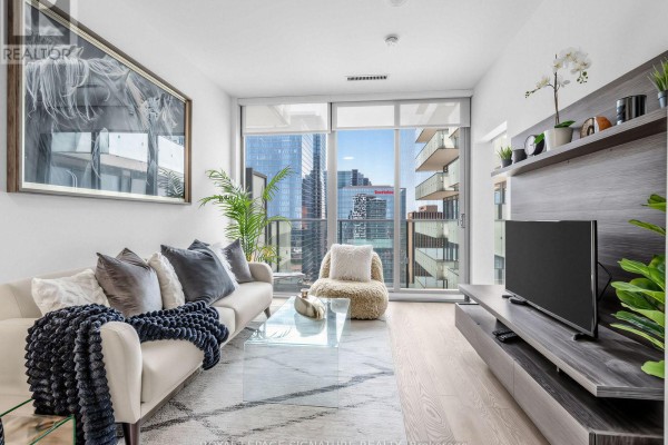 3707 - 20 Lombard Street, Toronto, ON M5C1M1 Photo 5