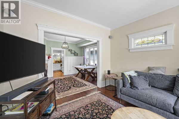 3707 Inverness Street, Vancouver, BC V5V4V8 Photo 4