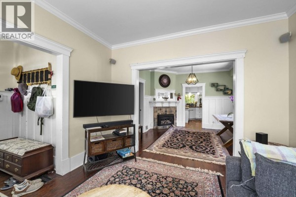 3707 Inverness Street, Vancouver, BC V5V4V8 Photo 5
