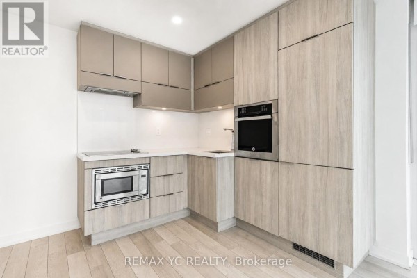 Bedroom 2 - 3708 - 39 Roehampton Avenue, Toronto, ON M4P0G1 Photo 5