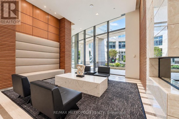 3709 - 2191 Yonge Street, Toronto, ON M4S3H8 Photo 4