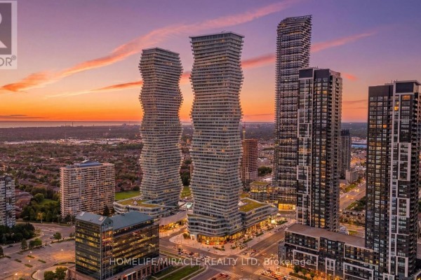 3709 - 3900 Confederation Parkway, Mississauga