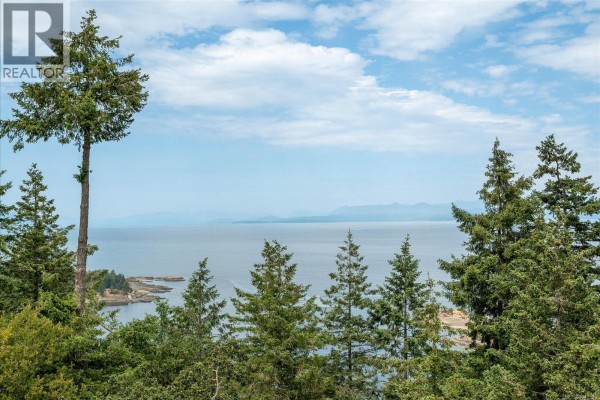 3709 Glen Oaks Dr, Nanaimo, BC, photo 3