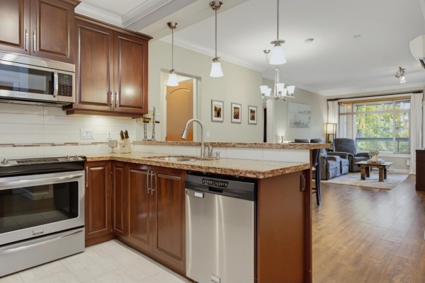 371 8258 207a Street, Langley, BC V2Y0N4 Photo 5