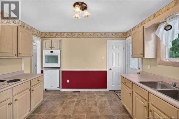3pc Bathroom - 371 Highplain Crescent, Miramichi, NB E1V1B3 Photo 4