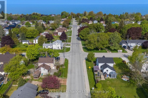 371 St Albert Street, Kincardine, ON N2Z2V1 Photo 4