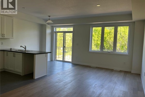 4pc Ensuite bath - 371 Starlight Avenue, Breslau, ON N0B1M0 Photo 2