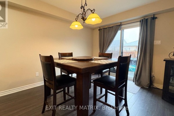 Kitchen - 371 Trillium Circle S, Alfred And Plantagenet, ON K0A3K0 Photo 3