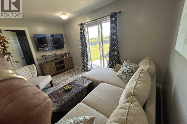 371 W Douglas Street, Vanderhoof, BC V0J0A8 Photo 5