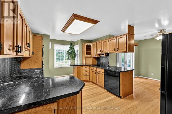 Utility room - 3710 Sideroad 6/7 Sunnidale, Clearview, ON L0M1N0 Photo 5