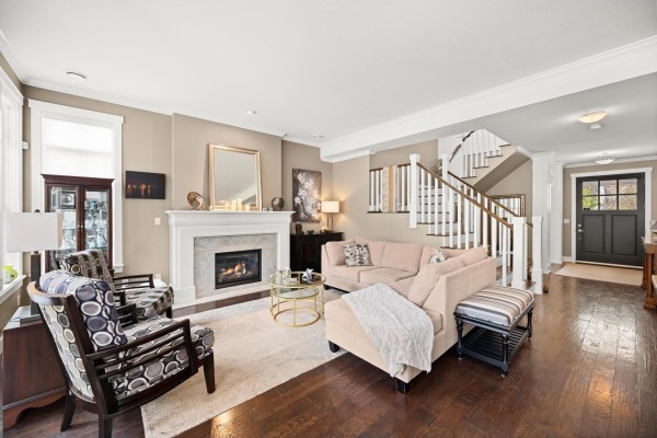 3711 142nd Street, Surrey, BC V4P0C2 Photo 5