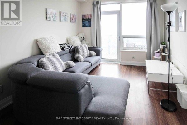 Kitchen - 3716 - 5 Sheppard Avenue E, Toronto, ON M2N0G4 Photo 3