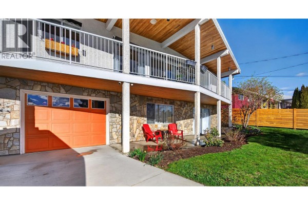 3716 Salloum Road, West Kelowna, BC, photo 2