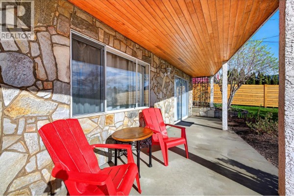 3716 Salloum Road, West Kelowna, BC, photo 3