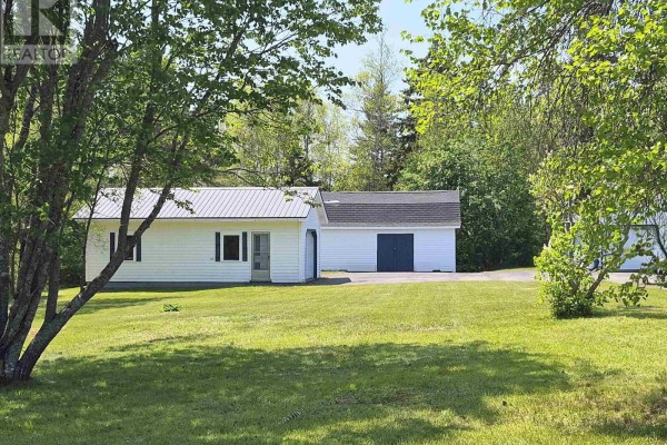 Living room - 3717 Boars Back Road, River Hebert, NS B0L1G0 Photo 2