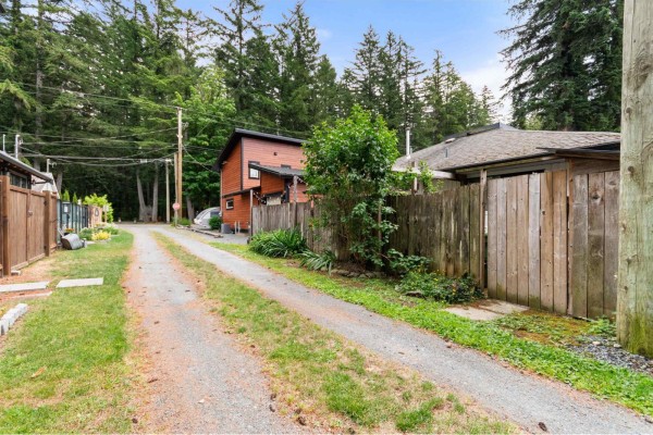 Primary Bedroom - 372 Cedar Street, Cultus Lake North, Cultus Lake, BC V2R4Z1 Photo 5
