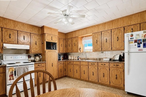 Bedroom - 372 Main Road, Sunnyside, NL A0B3J0 Photo 4