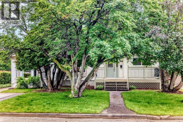 3721 44a Avenue, Red Deer, AB, photo 2