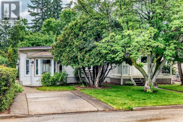 3721 44a Avenue, Red Deer, AB, photo 3