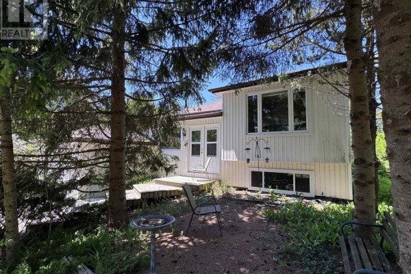 Laundry room - 373 Carlisle Street, Saugeen Shores, ON N0H2L0 Photo 2