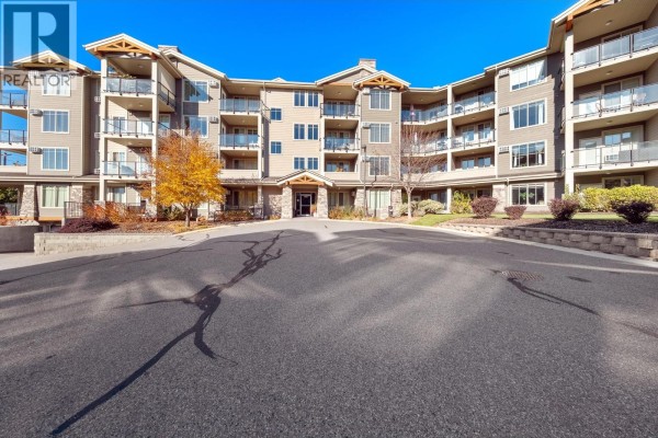 Primary Bedroom - 3731 Casorso Road Unit# 106, Kelowna, BC V1W5E9 Photo 2