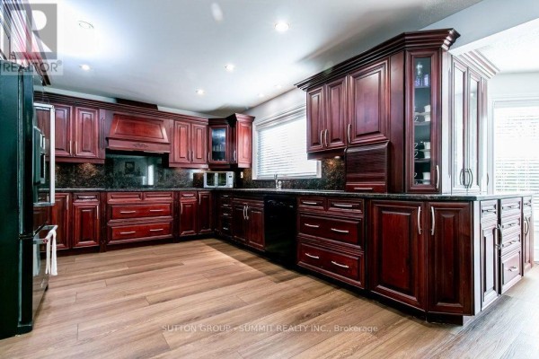 Recreational, Games room - 3739 St. Laurent Court, Mississauga, ON L5L4T3 Photo 3