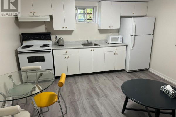 374 Horsham Avenue, Toronto, ON M2R1G9 Photo 5