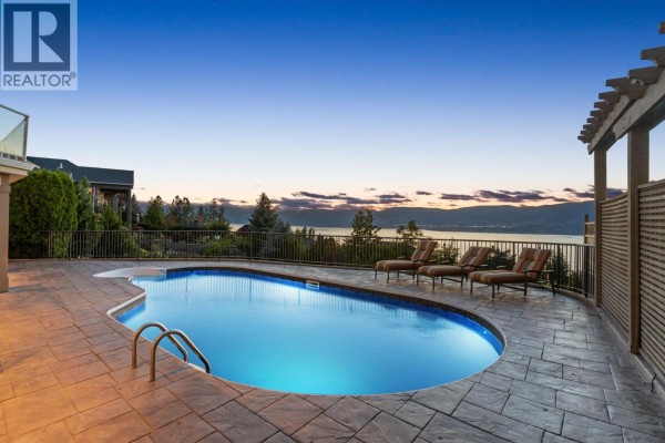 374 Quilchena Drive, Kelowna, BC, photo 3