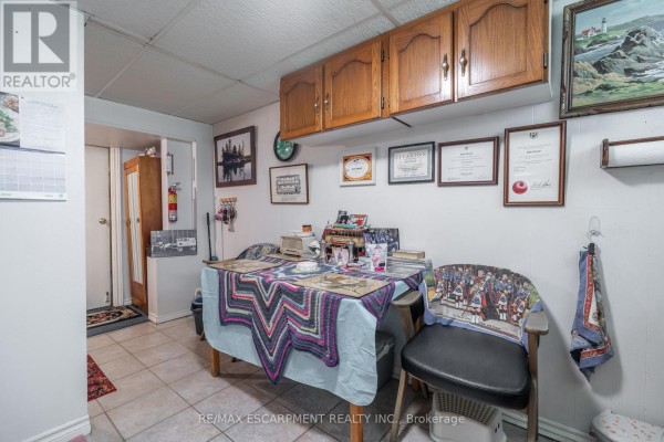 374 Upper Wentworth Street W, Hamilton, ON, photo 3