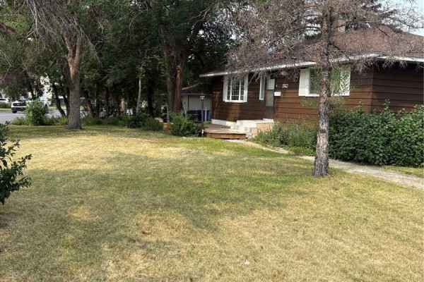 4pc Bathroom - 3742 Argyle Road, Regina, SK S4S2C2 Photo 2