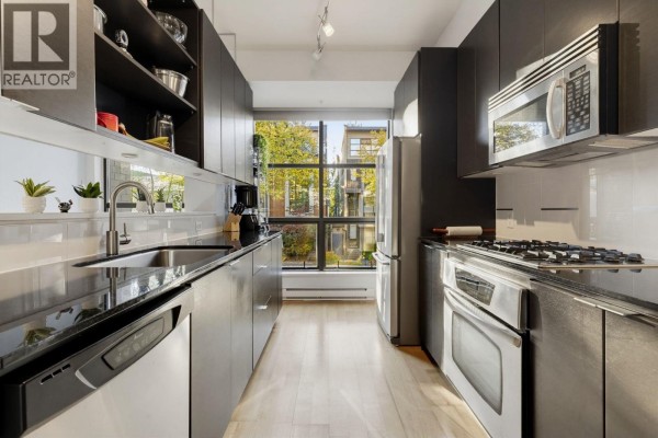 3742 Commercial Street, Vancouver, BC V5N4G2 Photo 3