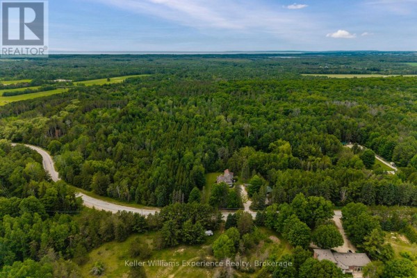 3744 Flos 4 Road W, Springwater, ON, photo 3