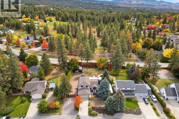 4pc Ensuite bath - 3745 Kimatouche Road, Kelowna, BC V1Y7R2 Photo 4