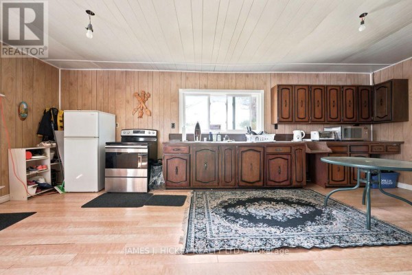 Utility room - 37467 Highway 17 Highway, Laurentian Hills, ON K0J1P0 Photo 5