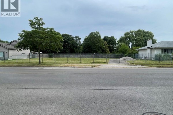 374c Linwell Road, St  Catharines, ON L2M2P2 Photo 3