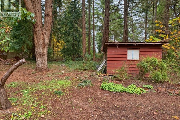 Bathroom - 375 Decourcy Dr, Gabriola Island, BC V0R1X1 Photo 5