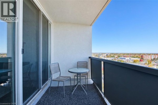 2pc Ensuite bath - 375 N King Street N Unit# 1102, Waterloo, ON N2J4L6 Photo 4