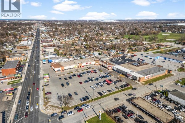 3751 Tecumseh Road East, Windsor, ON N8W1H1 Photo 5