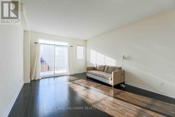 3757a St Clair Avenue E, Toronto, ON, photo 2
