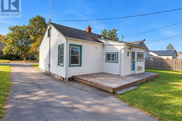 Laundry room - 376 Corvette Street, Welland, ON L3B4S7 Photo 2