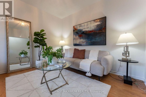 Bedroom 2 - 376 Mc Roberts Avenue, Toronto, ON M6E4R2 Photo 4