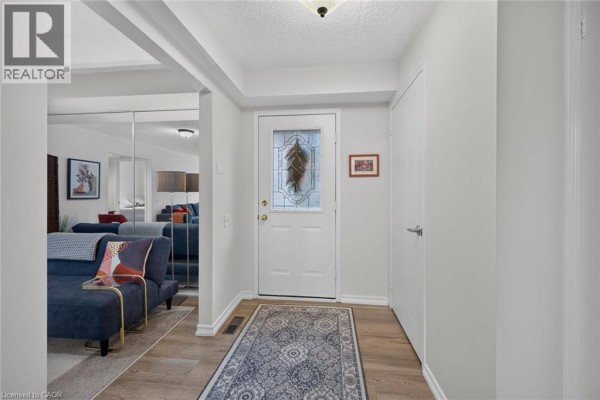 4pc Ensuite bath - 376 Silverbirch Boulevard, Mount Hope, ON L0R1W0 Photo 5