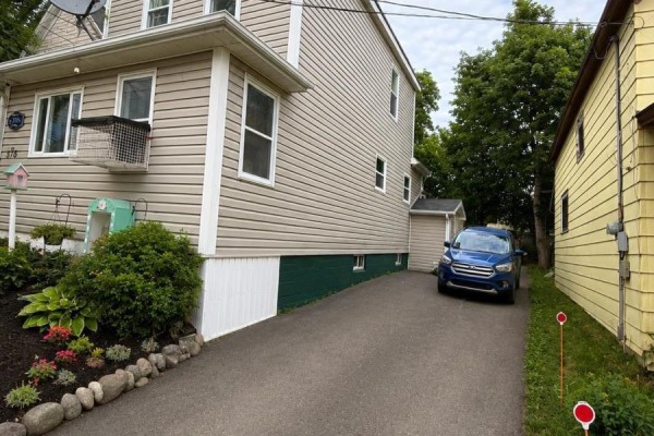 376 Townsend Street, Sydney, NS, photo 2